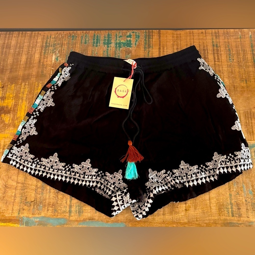 RAGA Embellished Shorts NWT